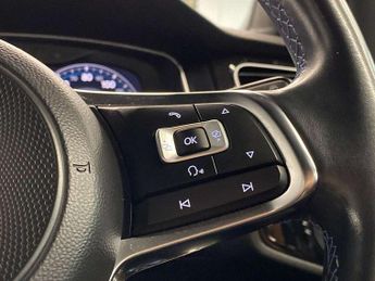Volkswagen Golf GTE 1.4 TSI GTE 5dr DSG
