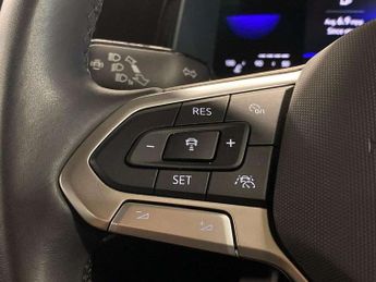 Volkswagen Polo 1.0 TSI Life 5dr
