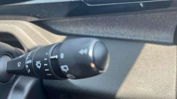 Peugeot 308 1.2 PureTech Allure Premium 5dr EAT8