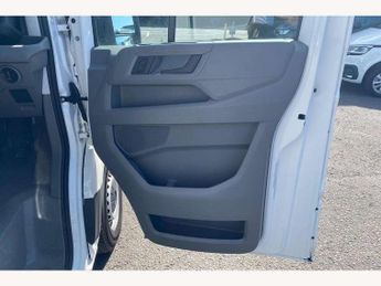Volkswagen Crafter 2.0 TDI 140PS Trendline High Roof Van
