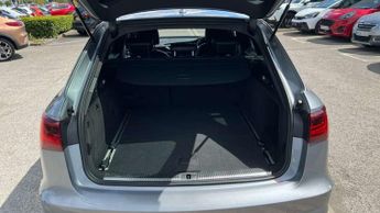 Audi A6 Avant 2.0 TDI Ultra Black Edition 5dr S Tronic