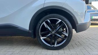 Toyota C-HR 1.8 Hybrid GR Sport 5dr CVT