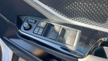 Toyota C-HR 1.8 Hybrid GR Sport 5dr CVT