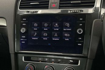 Volkswagen Golf 1.5 TSI EVO SE [Nav] 5dr DSG