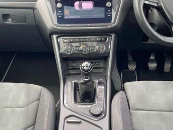 Volkswagen Tiguan 2.0 TDi 150 SEL 5dr DSG