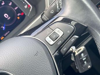 Volkswagen Tiguan 2.0 TDi 150 SEL 5dr DSG