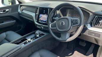 Volvo XC60 2.0 B5P Core 5dr AWD Geartronic