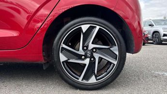 Hyundai i10 1.2 MPi Premium 5dr Auto