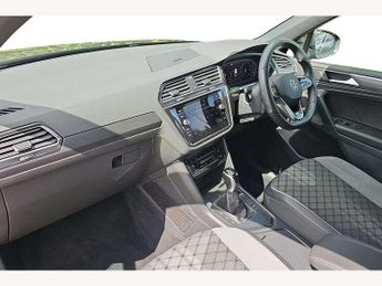 Volkswagen Tiguan 2.0 TDI R-Line 5dr DSG