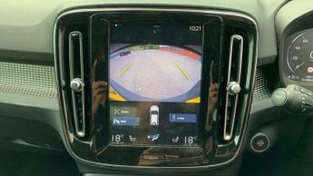 Volvo XC40 2.0 T4 R DESIGN 5dr AWD Geartronic