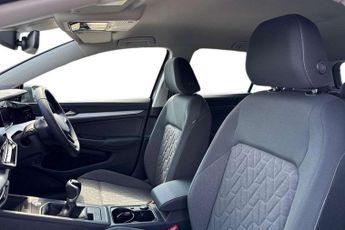 Volkswagen Golf 1.5 TSI Match 5dr