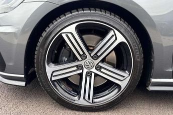 Volkswagen Golf R 2.0 TSI 300 R 5dr 4MOTION DSG
