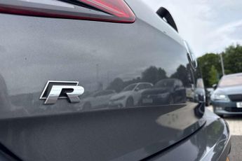 Volkswagen Golf R 2.0 TSI 300 R 5dr 4MOTION DSG