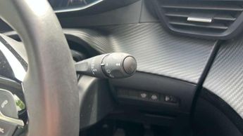 Peugeot 208 1.5 BlueHDi 100 Allure Premium 5dr