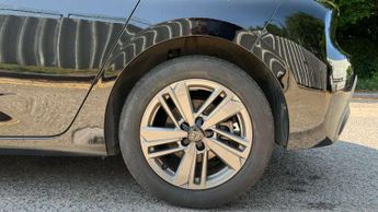 Peugeot 308 1.2 PureTech Active Premium 5dr EAT8