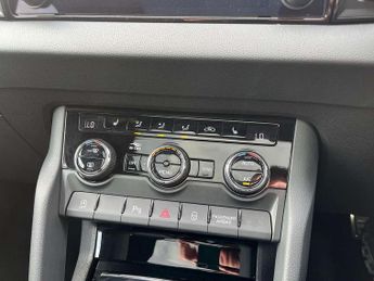 Skoda Karoq 2.0 TSI Sportline 4x4 5dr DSG