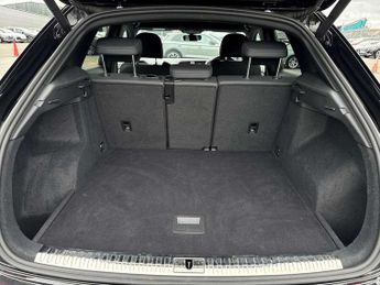 Audi Q3 35 TDI Quattro S Line 5dr S Tronic