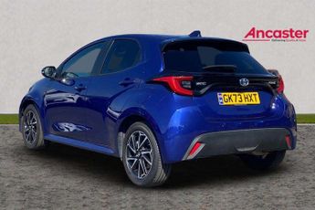 Toyota Yaris 1.5 Hybrid Design 5dr CVT