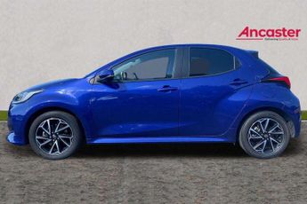 Toyota Yaris 1.5 Hybrid Design 5dr CVT