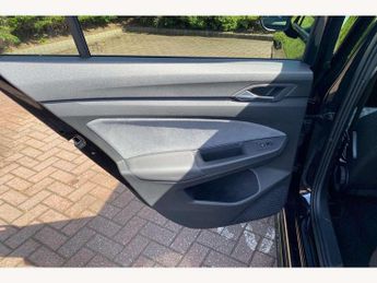 Volkswagen Golf 2.0 TDI 150 R-Line 5dr DSG