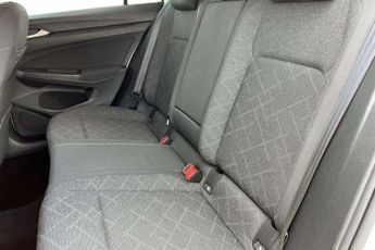Volkswagen Golf 1.5 eTSI 150 Life 5dr DSG