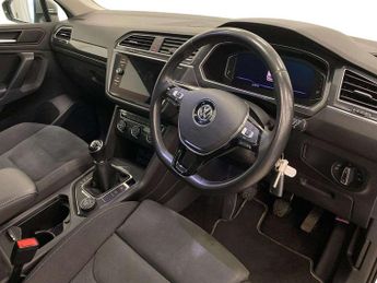 Volkswagen Tiguan 2.0 TDi 150 SEL 5dr DSG