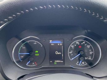 Toyota Yaris 1.5 Hybrid Icon Tech 5dr CVT