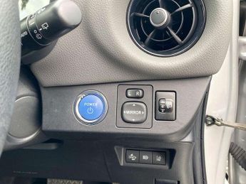 Toyota Yaris 1.5 Hybrid Icon Tech 5dr CVT