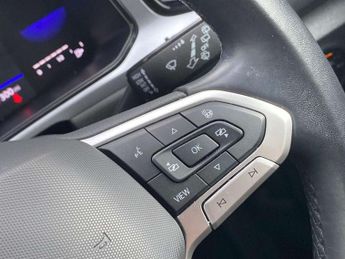 Volkswagen T-Roc 1.0 TSI Life 5dr