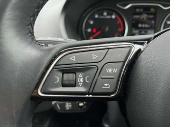 Audi Q2 30 TFSI Technik 5dr