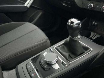Audi Q2 30 TFSI Technik 5dr