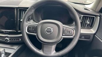 Volvo XC60 2.0 B5P Core 5dr AWD Geartronic