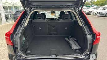Volvo XC60 2.0 B5P Core 5dr AWD Geartronic