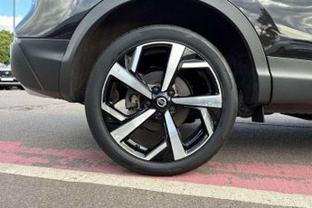 Nissan Qashqai 1.3 DiG-T N-Motion 5dr