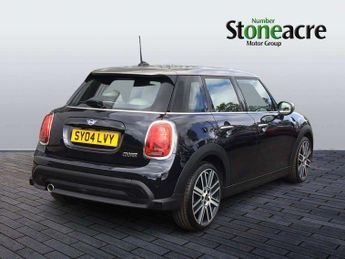 MINI Hatchback 5dr 1.5 Cooper Exclusive 5dr Auto [Comfort/Nav Pack]