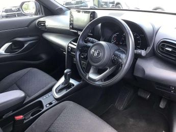 Toyota Yaris Cross 1.5 Hybrid Design 5dr CVT