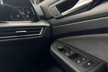 Volkswagen Golf 1.5 TSI 150 R-Line 5dr