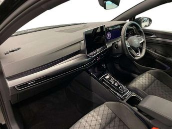 Volkswagen Golf 1.5 eTSI 150 R-Line 5dr DSG