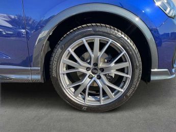 Audi Q3 35 TFSI Black Edition 5dr S Tronic [20" Alloy]