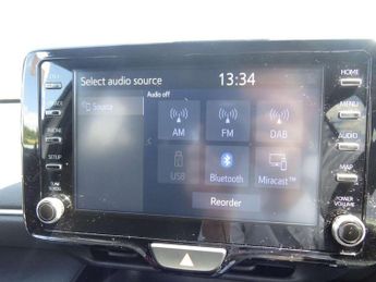 Toyota Yaris Cross 1.5 Hybrid Design 5dr CVT