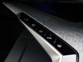 Peugeot 3008 1.2 Hybrid 136 GT 5dr e-DSC6