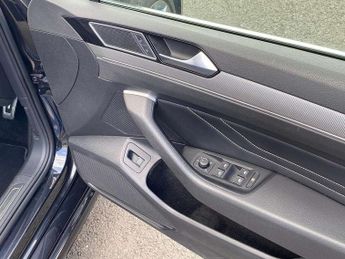 Volkswagen Passat Estate 1.5 TSI EVO R-Line 5dr