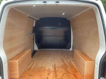 Volkswagen Transporter 2.0 TDI 110 Startline Van
