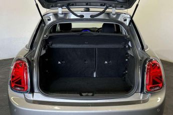 MINI Hatchback 5dr 1.5 Cooper II 5dr Auto