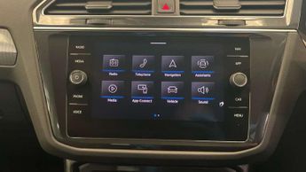 Volkswagen Tiguan 1.5 TSI 150 Life 5dr DSG