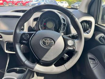 Toyota Aygo 1.0 VVT-i X-Plore 5dr