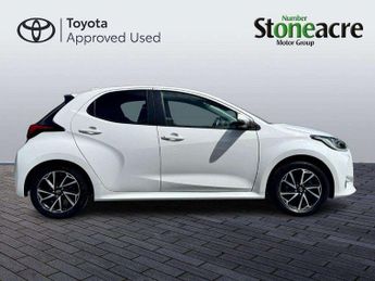 Toyota Yaris 1.5 Hybrid Design 5dr CVT