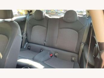 MINI Hatchback 1.5 Cooper Classic 3dr Auto