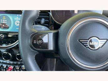 MINI Hatchback 1.5 Cooper Classic 3dr Auto