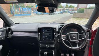 Volvo XC40 1.5 T3 [163] R DESIGN 5dr